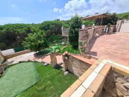 GRAN CASA FAMILIAR CON JARDÍN, TERRAZAS Y OPCIÓN DE PISCINA EN LA URBANIZACIÓN EL CONDADO DEL JARUCO, LLORET DE MAR photo 0
