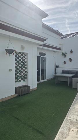 GRAN ATICO CON DOS TERRAZAS EN PLENO CENTRO DE SANLUCAR DE BARRAMEDA photo 0