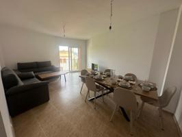 PISO EN ALQUILER IDEAL PARA PROFESORES Y FAMILIAS photo 0