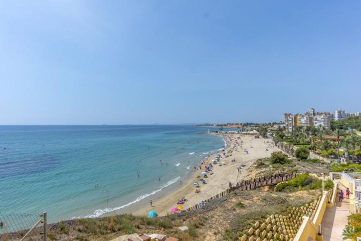 Apartamento con vistas al mar a 50m de la playa en Campoamor photo 0