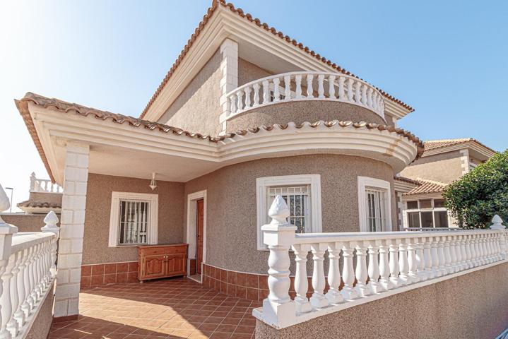 Villa independiente en Los Altos, Torrevieja photo 0