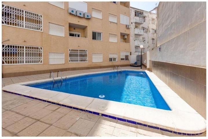 Apartamento en Playa de los Locos, Torrevieja - Ideal para entrar a vivir photo 0