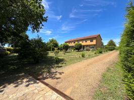 Casa adosada con finca privada photo 0