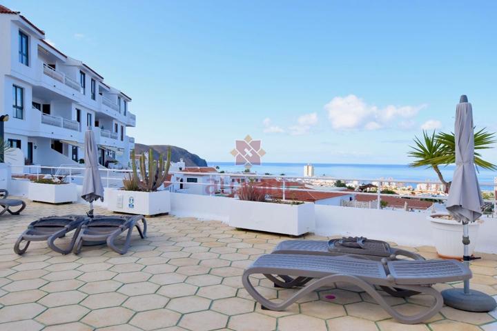 Apartamento en venta en Los Cristianos de 50 m2 photo 0