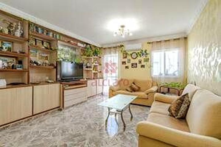 Piso en venta en Buzanada de 101 m2 photo 0