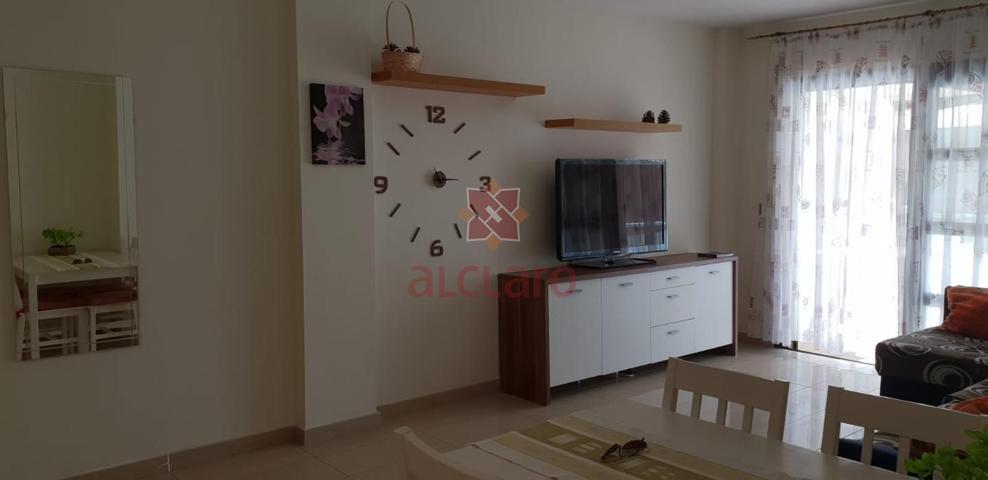 SE ALQUILA 2 dormitorio 2 baños piso en Madroñal con aparcamiento. photo 0