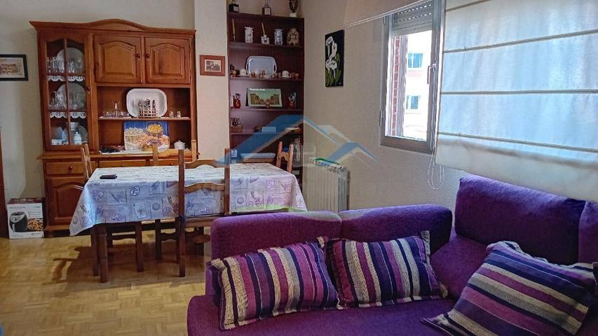 Piso En venta en Plaza Sotrondio, La Virgen Del Camino photo 0