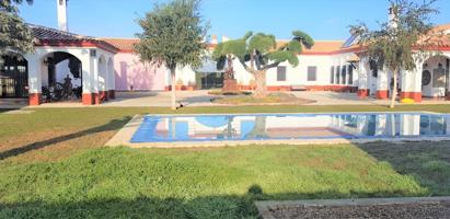 Gran Casa con todos los lujos y comodidades además de ser explotación. photo 0