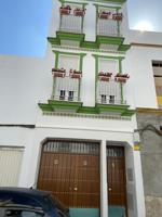 Casa muy bonita en Triana. Sevilla. Prácticamente a estrenar. photo 0