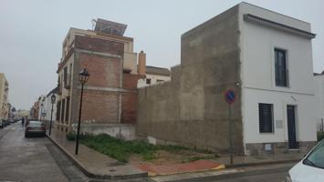 Magnífico Solar para Construirte tu Propia Casa. Muy bien situado en La Algaba. photo 0