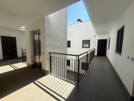 Piso En venta en Los Rosales, Tocina photo 0