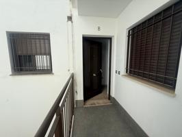 Piso En venta en Los Rosales, Tocina photo 0