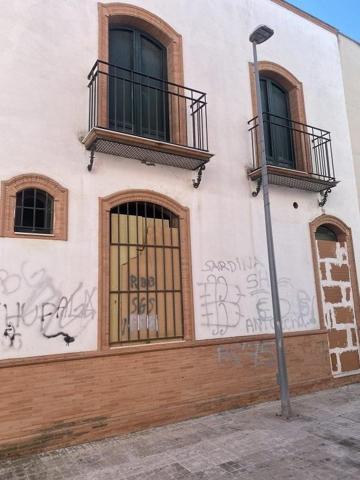 Unifamiliar Pareada En venta en Coria Del Río, Coria Del Rio photo 0