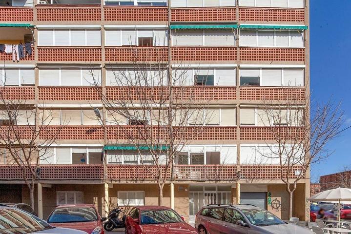 Piso En venta en Sant Josep, Hospitalet De Llobregat photo 0