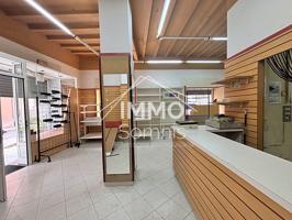 LOCAL COMERCIAL EN PLENO CENTRO DE PORTBOU photo 0