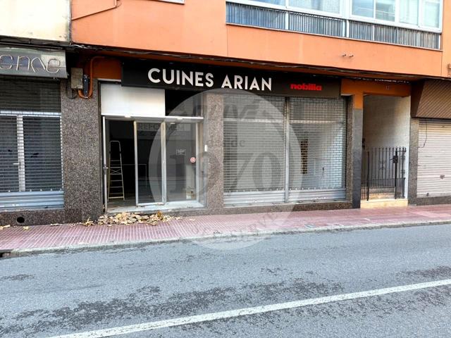 Local en venta en Sant Feliu de Guíxols de 250 m2 photo 0