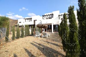 Adosado en venta en Mojácar de 127 m2 photo 0