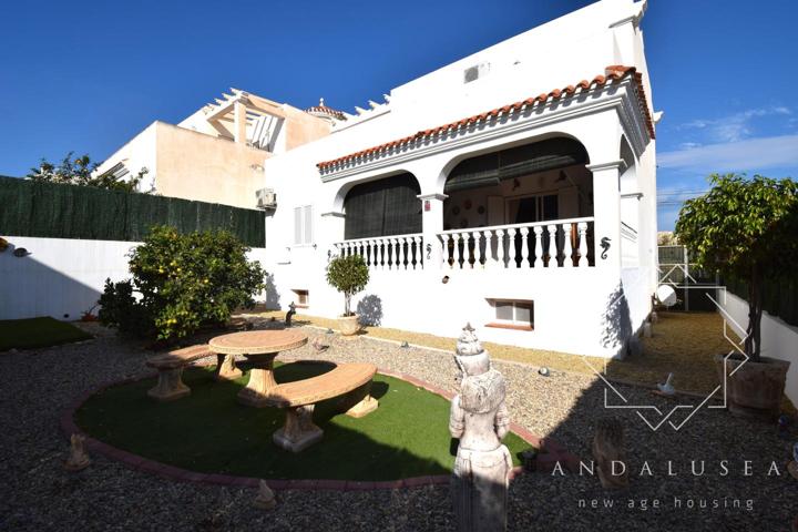 Casa - Chalet en venta en Vista de los Ángeles-Rumina de 226 m2 photo 0
