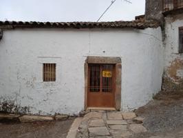 Casa con terreno en Montánchez photo 0