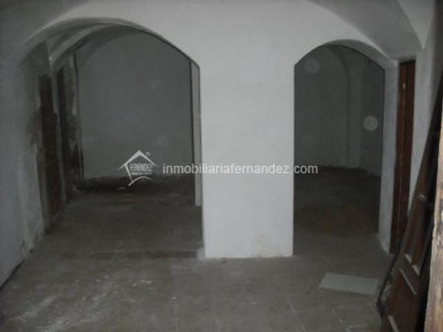 Oficina En venta en Parte Antigua, Caceres photo 0