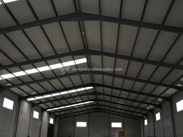 Nave en alquiler photo 0
