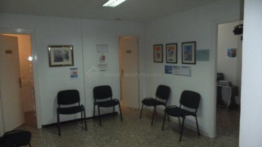 Oficina En alquiler en Centro, Caceres photo 0