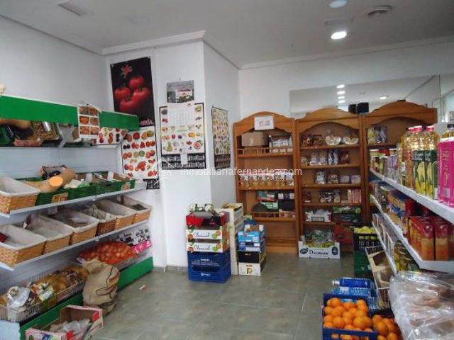 Local junto a Gómez Becerra y Cánovas photo 0