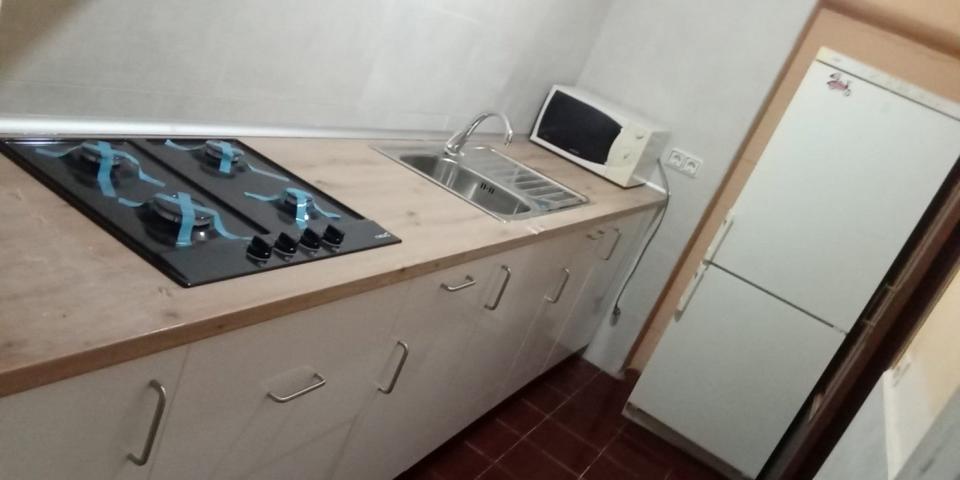 ¡Se alquila piso para estudiantes! photo 0