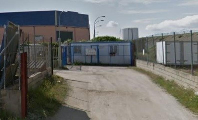 Se vende terreno industrial en Polígono Capellanías photo 0