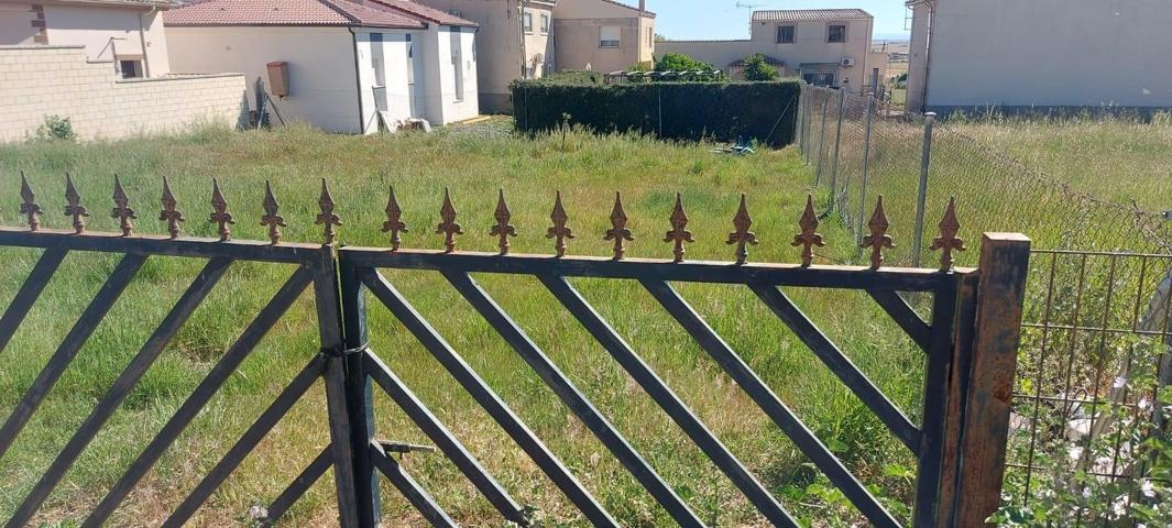 Terreno urbano en Sierra de Fuentes photo 0