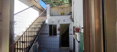 Gran casa en Malpartida con patio, terraza y cochera photo 0