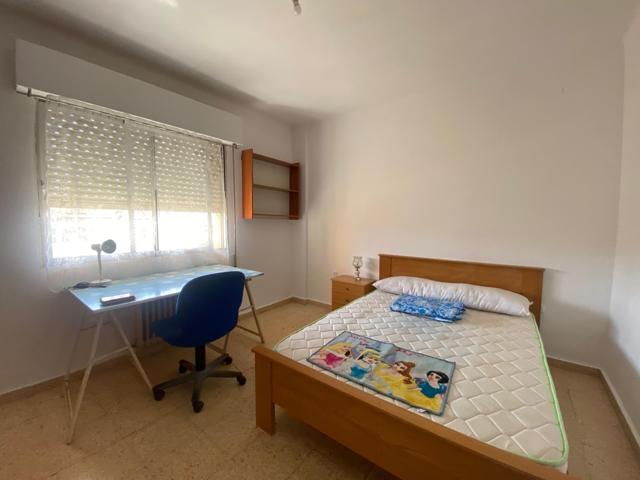 Piso por habitaciones en zona Perú photo 0