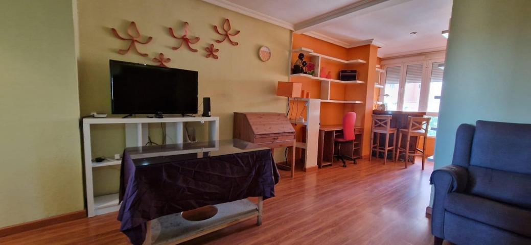Gran apartamento con plaza de garaje photo 0