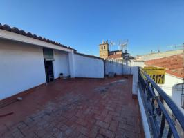 CASA EN BUEN ESTADO EN GARROVILLAS DE ALCONETAR photo 0