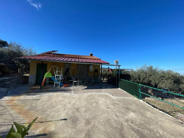 CASA DE CAMPO EN MONTÁNCHEZ photo 0