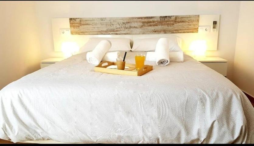 CASA EN VENTA – APARTAMENTO TURÍSTICO CON LICENCIA EN EL CASCO ANTIGUO DE CÁCERES photo 0