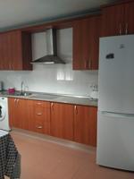 ALQUILER POR HABITACIONES EN EL CENTRO DE CÁCERES photo 0