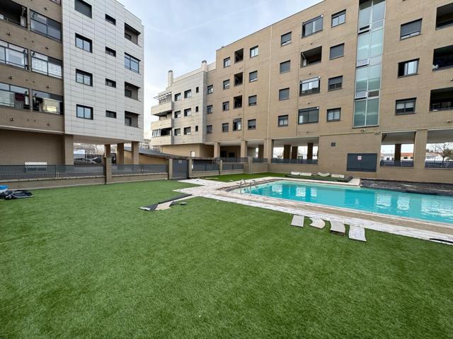 ALQUILER CON OPCIÓN A COMPRA ¡AMPLIO PISO CON TERRAZA Y PISCINA EN CASA PLATA LISTO PARA ENTRAR A VIVIR! photo 0