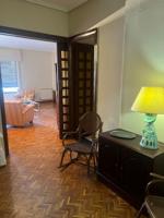 🏡 ¡Ideal para estudiantes! Piso en alquiler en pleno centro de Cáceres photo 0