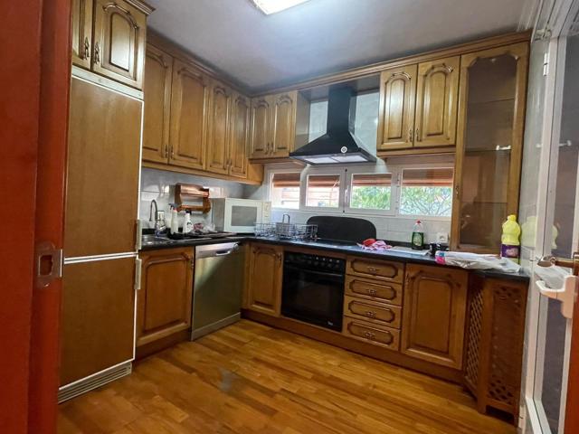 🏠 Excelente piso de Alquiler en los Fratres, sin Amueblar ideal para Larga duración photo 0