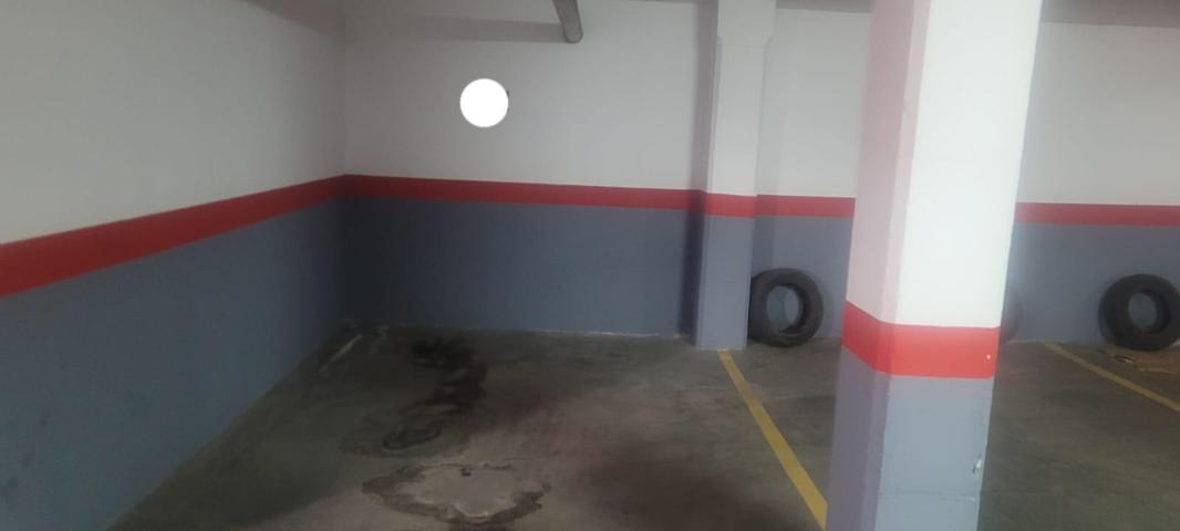 Excelente plaza de garage en el centro photo 0