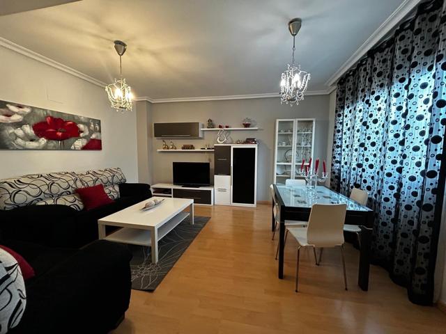 Vivienda adosada en alquiler en La Mejostilla, Cáceres photo 0