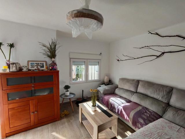 CASA EN LLOPIS REFORMADA photo 0