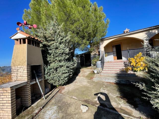 CASA DE CAMPO CON ESCRITURAS EN CORRAL DE LAS VIÑAS A 3 KM DE ARROYO DE LA LUZ photo 0