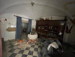 CASA EN ESQUINA PARA REFORMAR EN CASAR DE CÁCERES photo 0