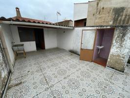 CASA INDEPENDIENTE CON AMPLIA COCHERA Y TERRAZA EN EL CENTRO DE ARROYO DE LA LUZ photo 0