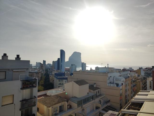 Precioso ático en el centro de Calpe, con varias terrazas y zona de jacuzzi y ducha al exterior. photo 0