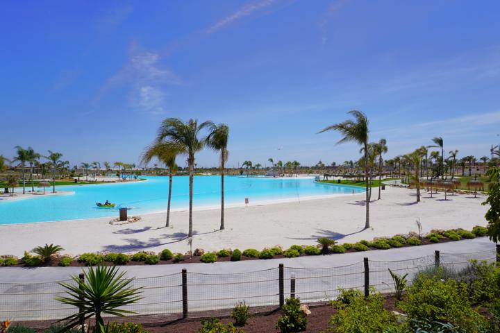 Piscina más grande de Europa en un resort único con apartamentos en la Costa Cálida photo 0