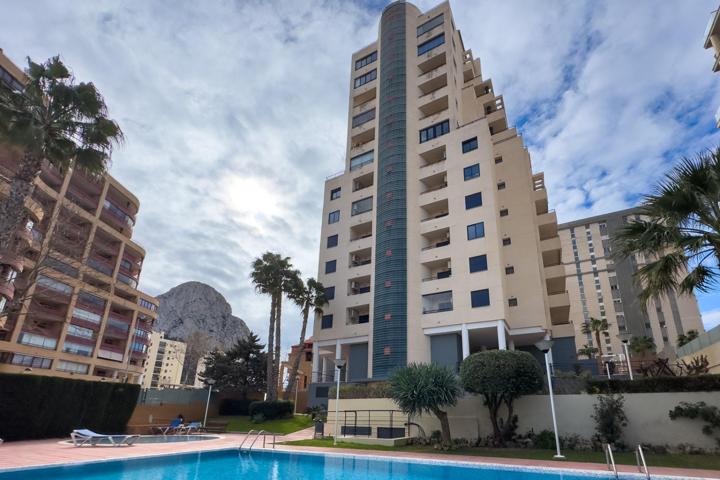 Precioso ático a tan solo 100 metros de la playa y el puerto de Calpe con vistas panorámicas. photo 0