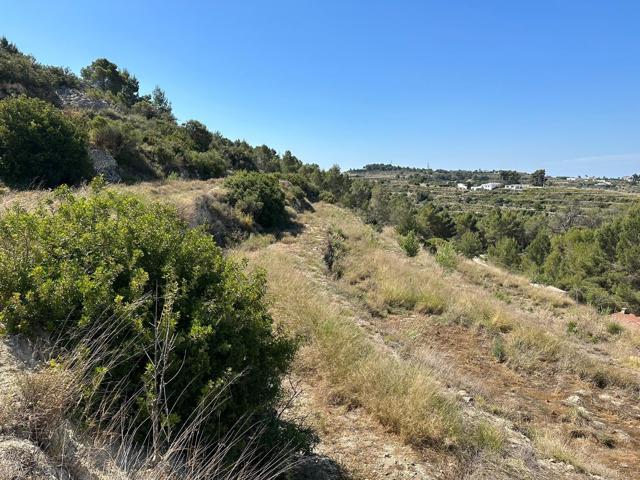 🌿 Parcela en Venta en Benissa – 15.000 m² con Vistas al Mar y la Montaña photo 0
